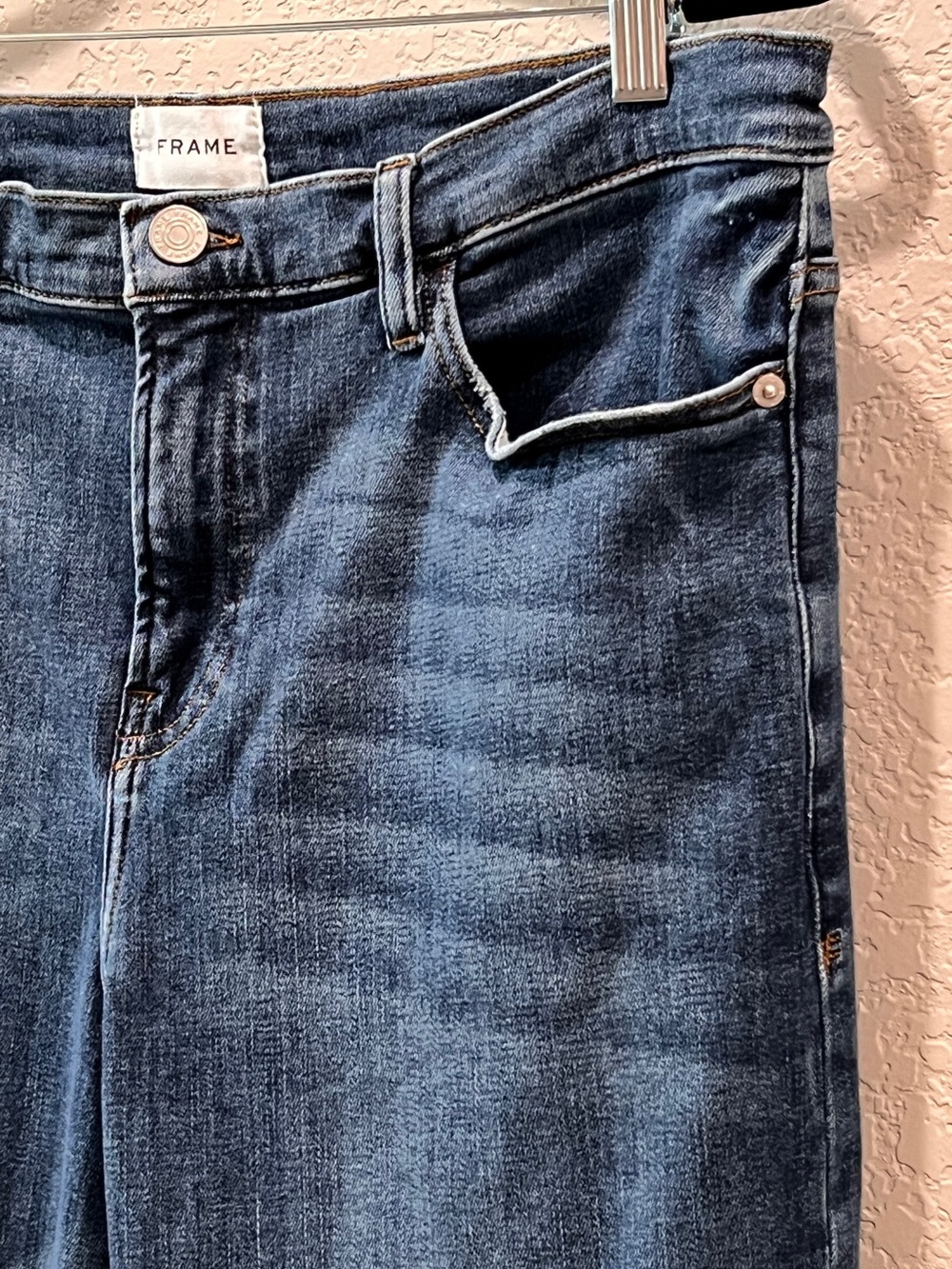 FRAME Le High Ankle Straight Leg
Jeans Bestia Blue Size 33 - Picture 6 of 16
